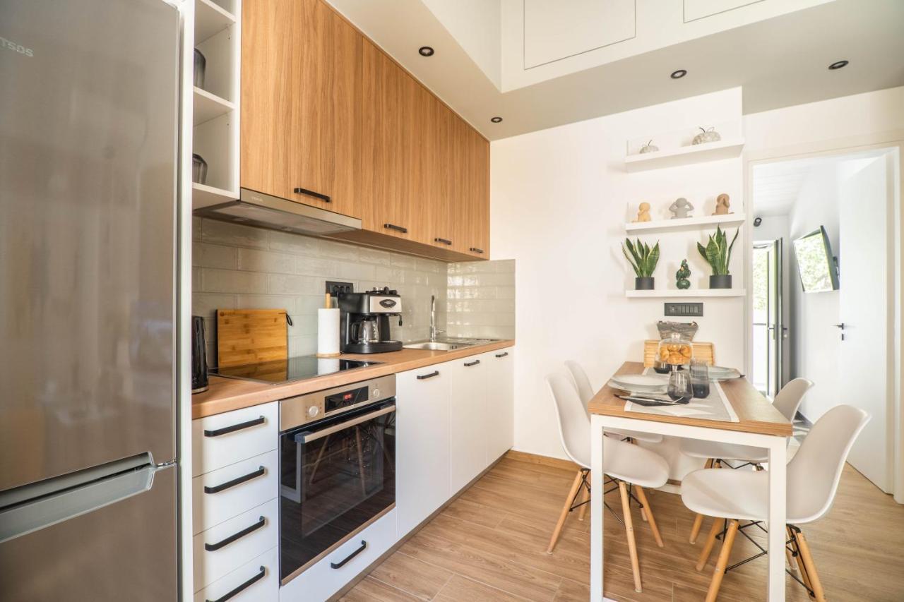 Ferienhaus Antigone's Lux 5 Mins Walk To Beach, Old Town, *