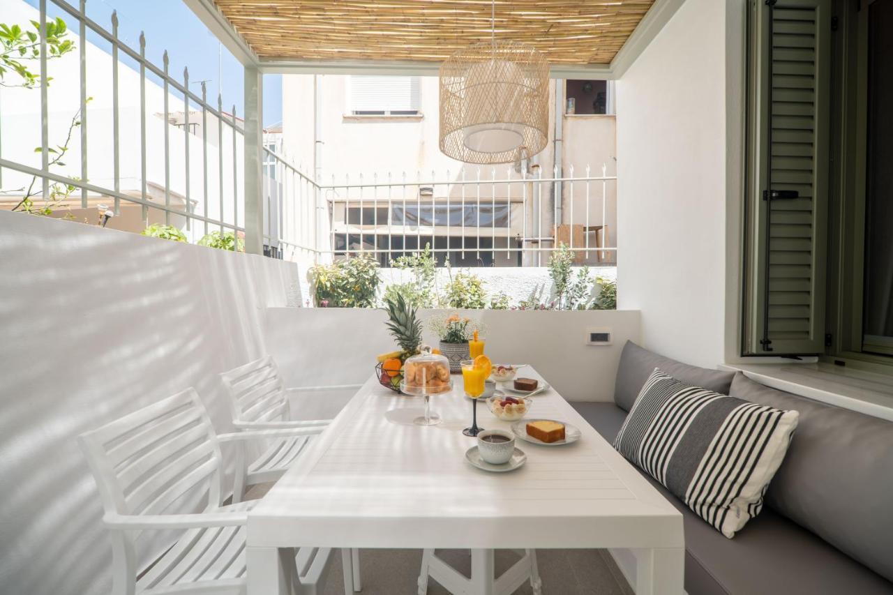Ferienhaus Antigone's Lux 5 Mins Walk To Beach, Old Town, *